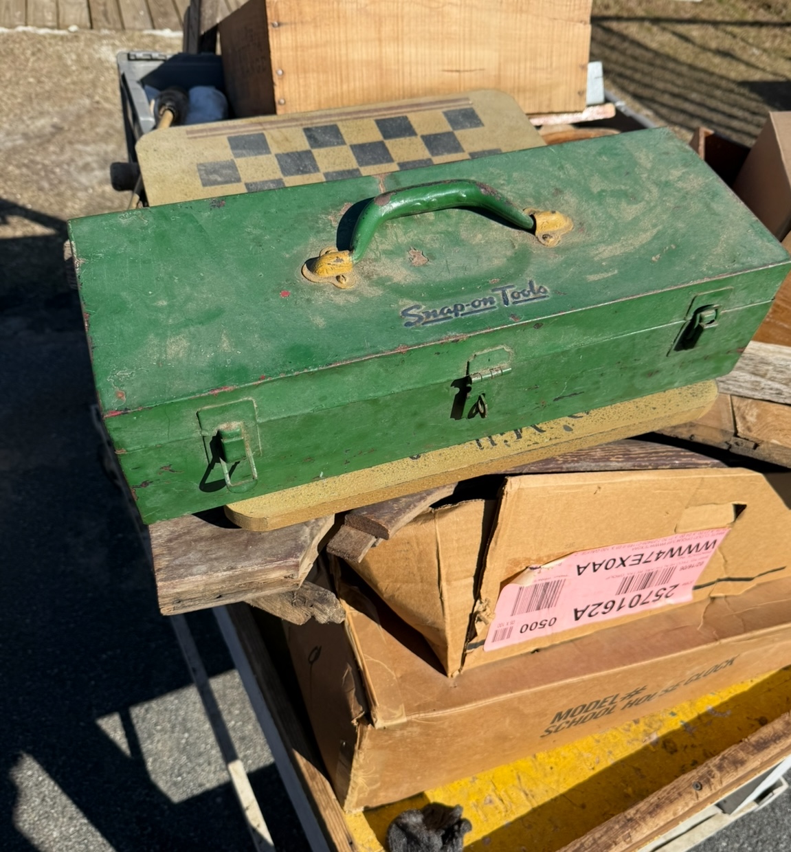 Vintage “Snap On” Tool Box with Handle - Image 3