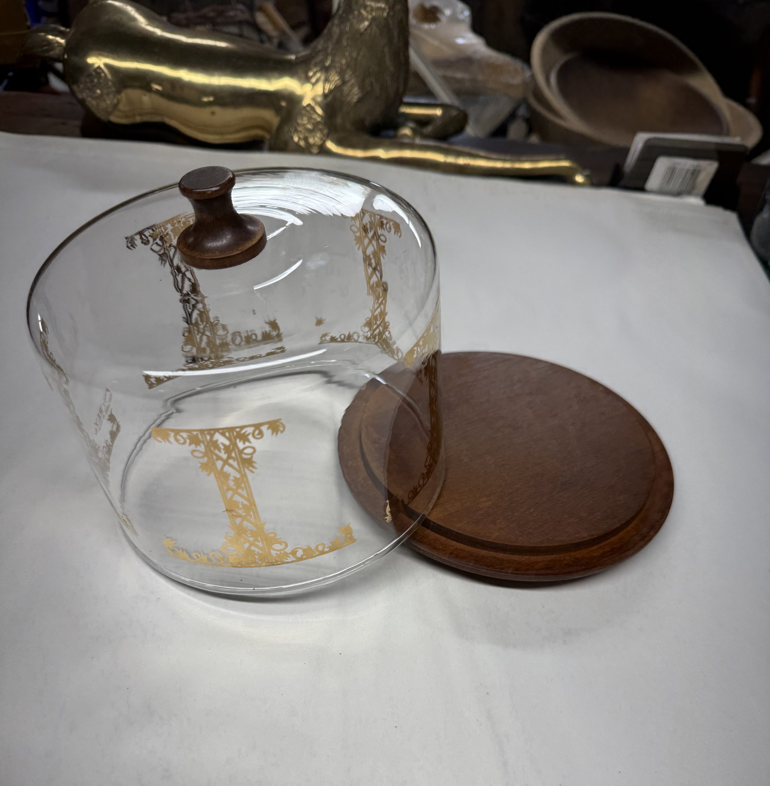 Pyrex Cheese Board with Glass Cover